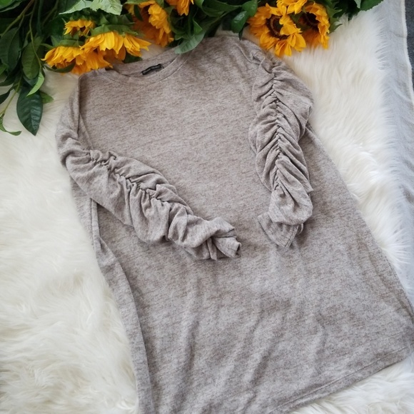 Zara Mini dress with gathered sleeves - Picture 2 of 5